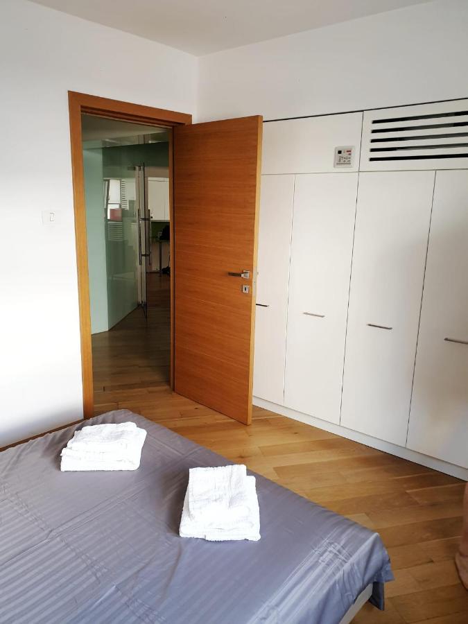 Apartament 3 Lux Ultracentral Radisson * Bucarest